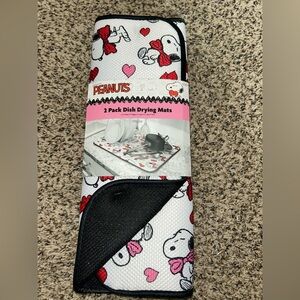 Peanuts Snoopy Valentine’s Dish Mats